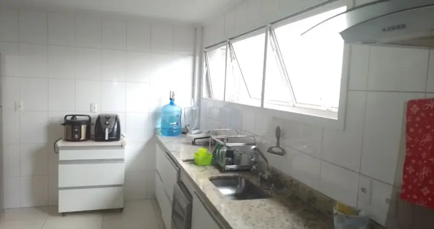 Vende apartamento 120m² - Bairro Jardim