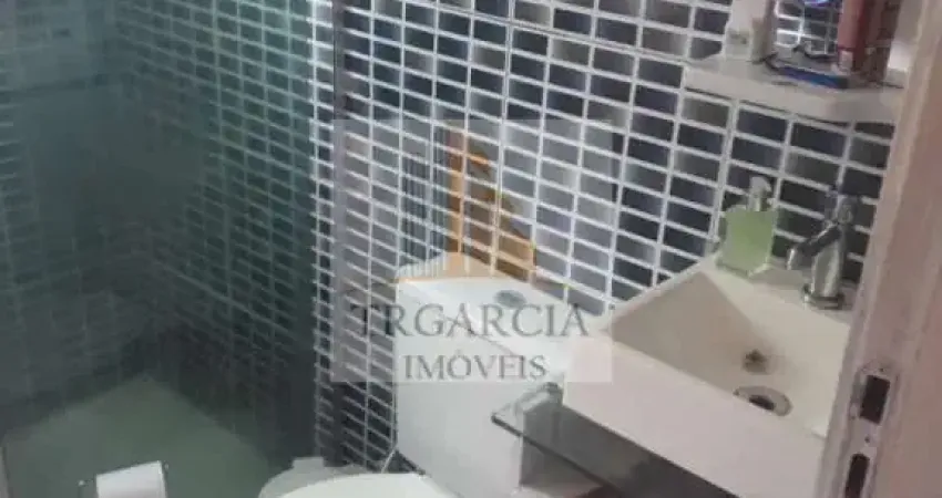 Apartamento à venda em Jardim Santa Teresinha, São Paulo: 2 quartos, 45m² por R$220.000