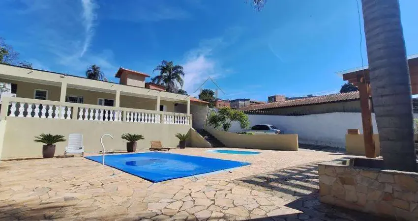 Chácara à venda em Cotia, Pununduva, com 2 suítes, com 968 m²