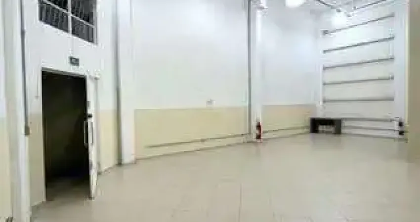 Salões Comerciais a Venda com 131m²/90m² e Vaga Para 02 Carros em Barueri/SP! Co