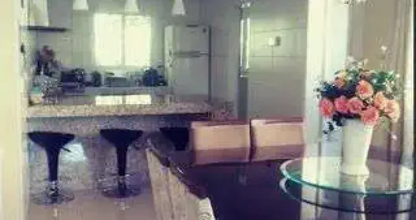 Bela Casa com 3 Dormitórios, Planejados e Churrasqueira em Barueri/SP! Contato: