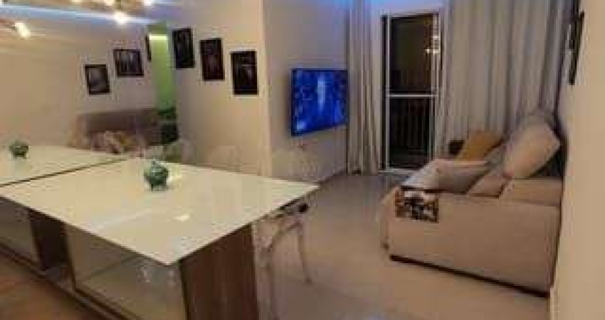 Marselha - Apto com 2 Dormitórios, 1 Vaga em Condomínio com Lazer no Parque das