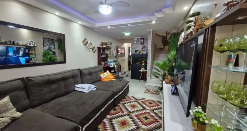 Casa à venda em Barueri com piscina e quarto c/ suíte - WhatsApp (11) 94584-8250