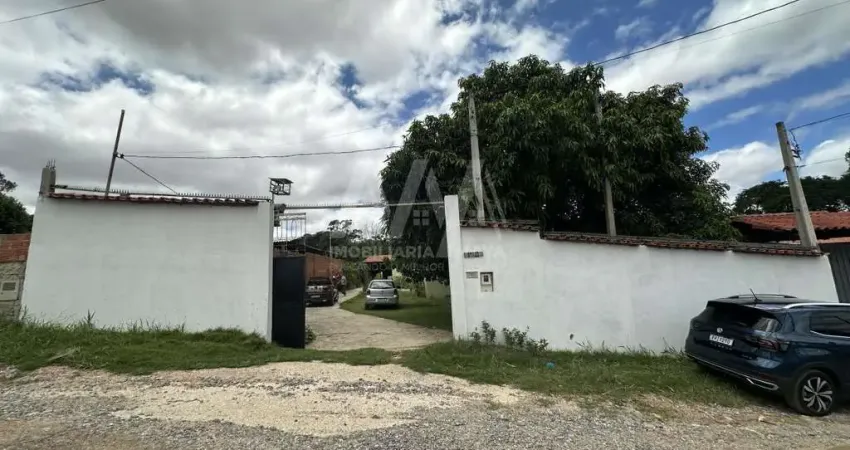 Chácara para Venda em Sorocaba, jardim Cruz de Ferro, 2 dormitórios, 5 banheiros