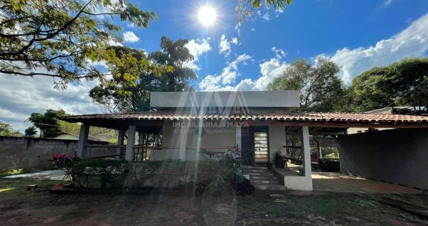 Chácara para Venda, Colonial 1, 3 dormitórios, 1 banheiro, 4 vagas