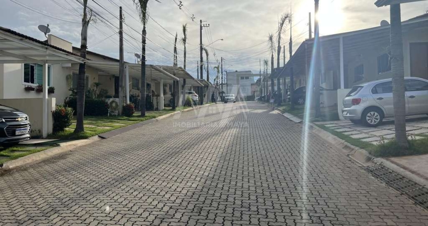 Casa em Condomínio para Venda em Sorocaba, Wanel Ville, 3 dormitórios, 1 suíte, 2 banheiros, 2 vagas