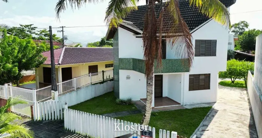 Sobrado com suíte próximo ao mar Balneário Monções