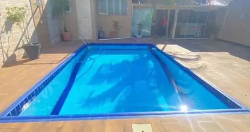 Sobrado impecável com piscina mobiliado, próximo ao atacado cestto