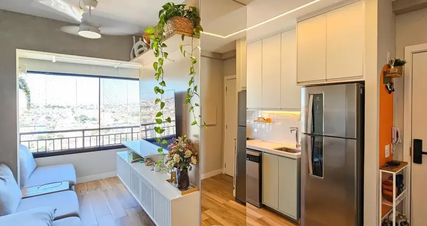 Apartamento perfeito no km 18 com 2 dormitórios com móveis planejados de luxo