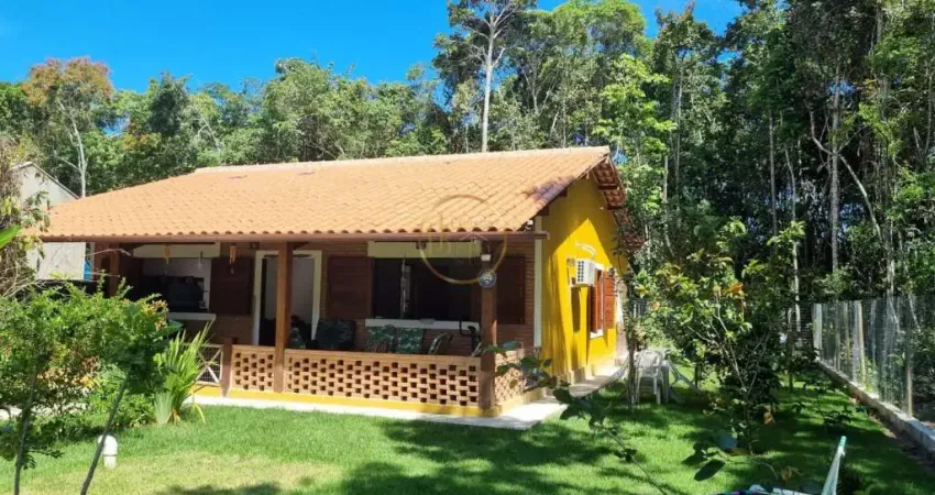 Casa 03 Dorm. - Santa Cruz Cabrália: 129m², 1 Suíte, 2 Banheiros - Venda e Locação por R$ 525k