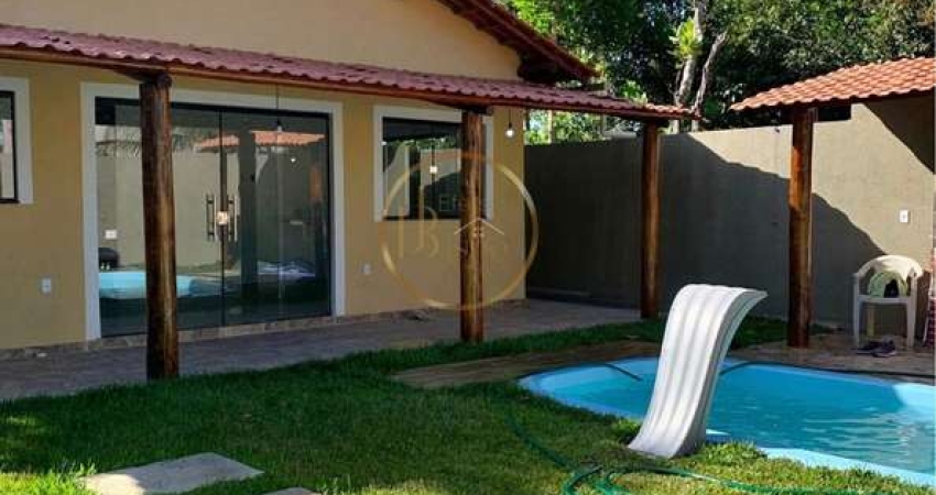 Casa à Venda em Mangabeira - 2 Dorms, 1 Suíte, R$ 390 mil