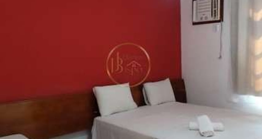 Apartamento à Venda na Orla Taperapuã, Porto Seguro, 1 Dorm, 50m²