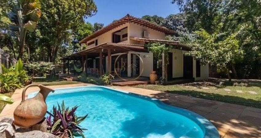 Casa 2 Dormitórios em Arraial D'Ajuda - Aluguel por R$9.000