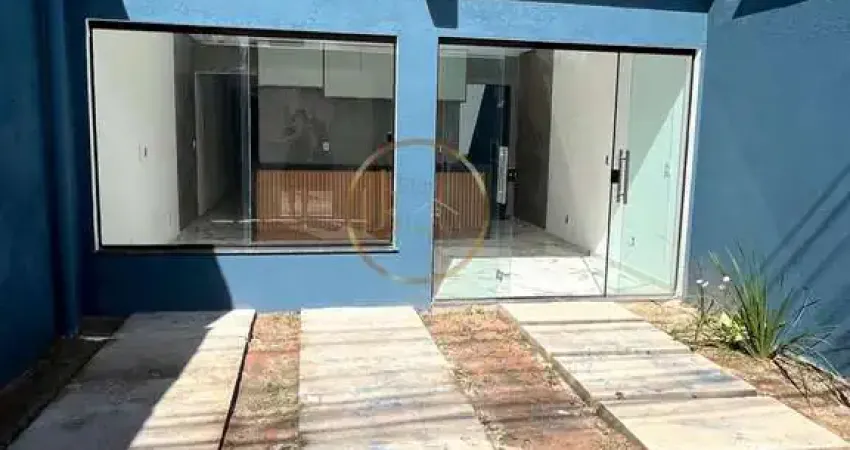 Casa à Venda em Porto Seguro: 2 Dorms, Suíte, 70m², R$280mil