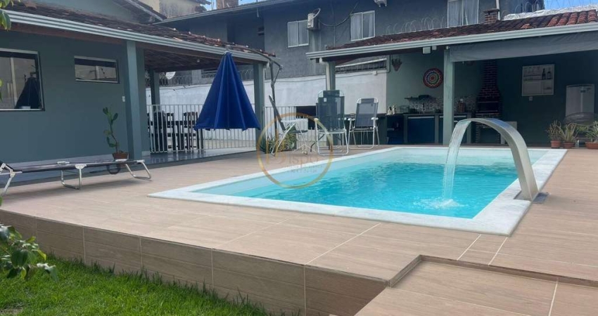 Casa à Venda em Taperapuan, Porto Seguro: 3 Dorms, 350m²