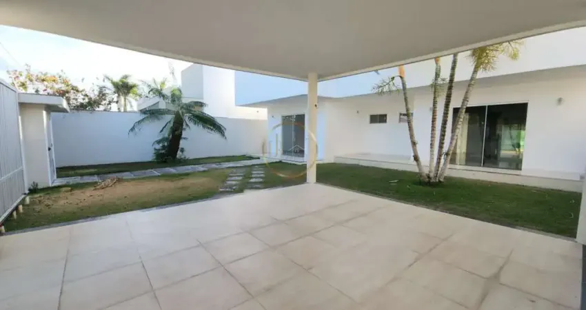 Casa de 03 Dormitórios em Outeiro D'gloria com 240m² - Venda e Locação por R$ 1.500.000 - Porto Seguro