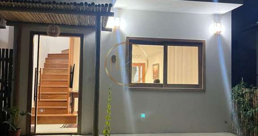 Casa à Venda em Arraial, Porto Seguro: 2 Suítes, 100m², Centro