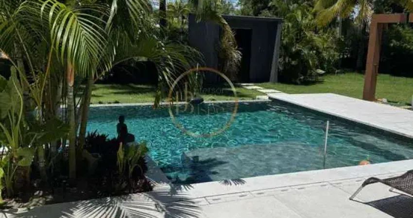 Casa à Venda em Outeiro D'Glória, Porto Seguro: 4 Suítes, 400m²