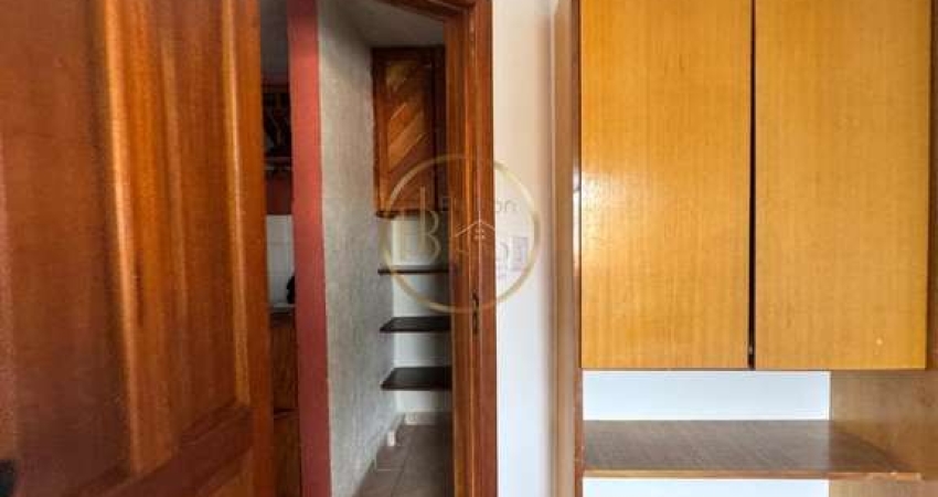 Apartamento à Venda na Praia de Taperapuã, Porto Seguro – 1 Dorm, 48m²