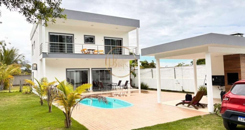 Casa 3 Suítes em Condomínio Corais, Porto Seguro – 200m² para Locação