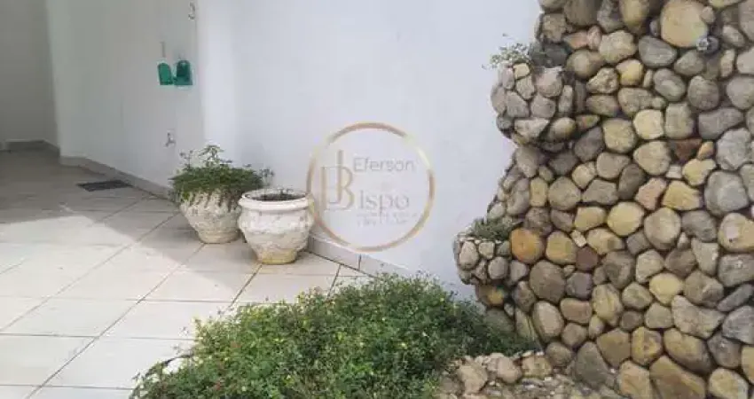 Casa com 4 quartos para alugar na Avenida Village, Village I, Porto Seguro