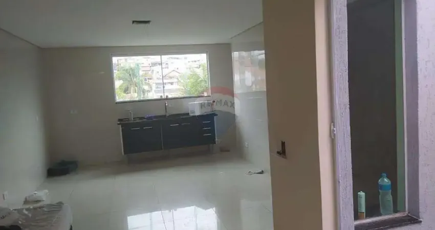 Casa com 3 quartos para alugar no Jardim Guapituba, Mauá