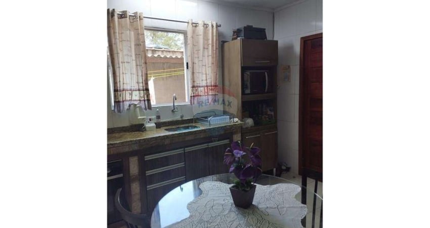 Casa com 2 quartos à venda no Jardim Primavera, Mauá 
