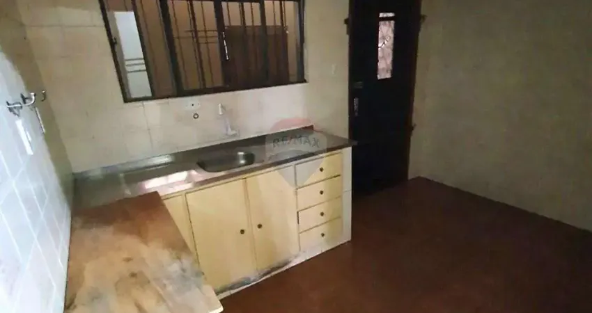 Casa com 2 quartos para alugar na Vila Bocaina, Mauá 