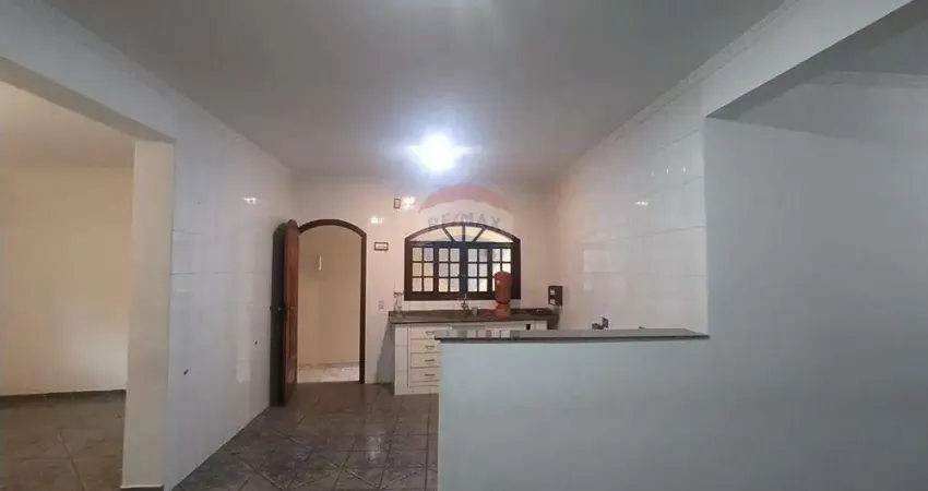 Casa com 3 quartos para alugar no Parque São Vicente, Mauá