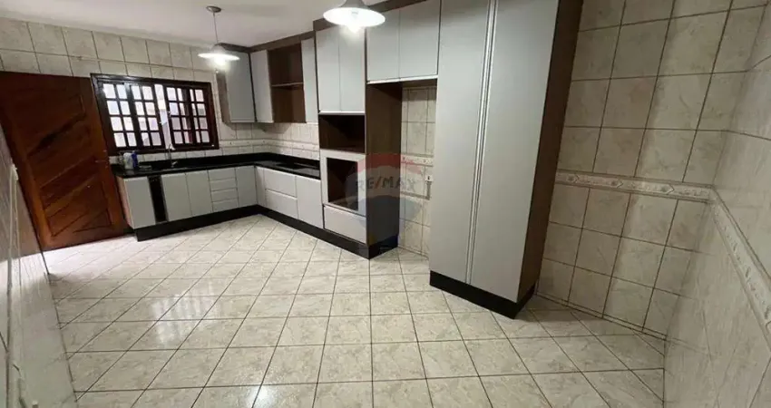 Casa com 3 quartos para alugar no Jardim Primavera, Mauá 