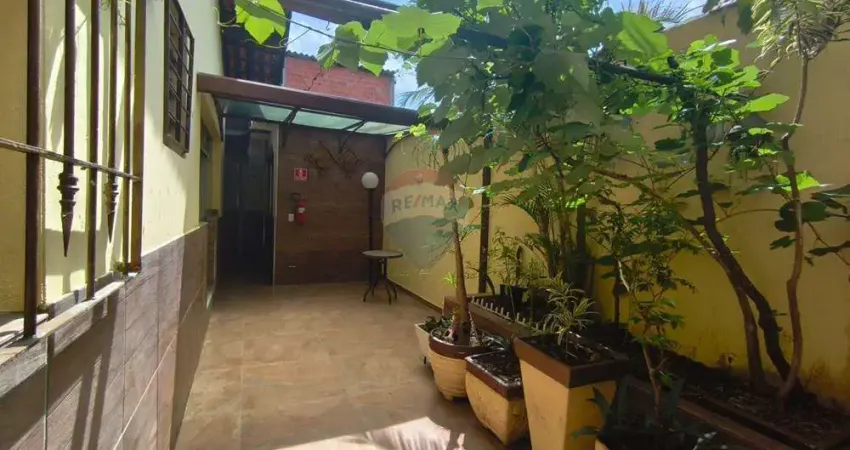 Casa com 3 quartos para alugar na Vila Bocaina, Mauá