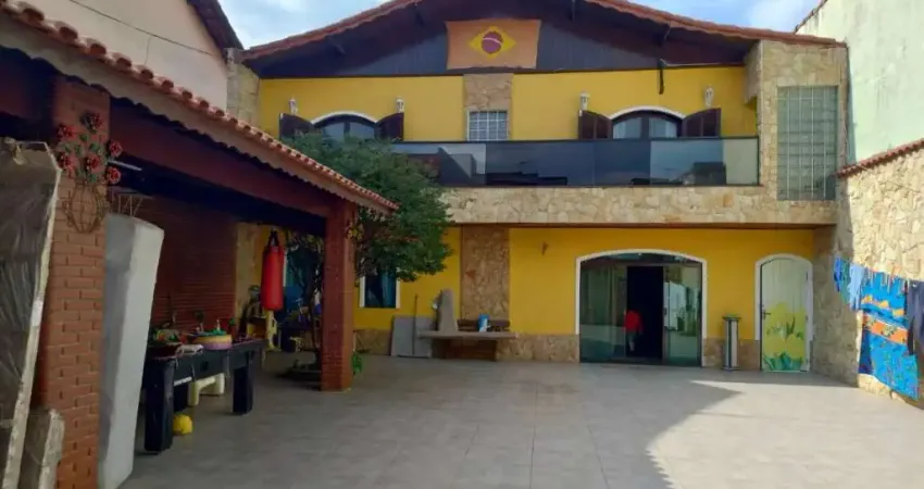 Excelente sobrado terreno inteiro oportunidade única.  - SO1800