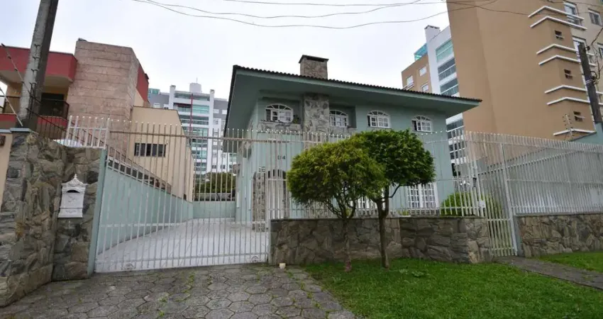 Casa com 4 quartos à venda na Rua Carlos de Campos, 904, Boa Vista, Curitiba