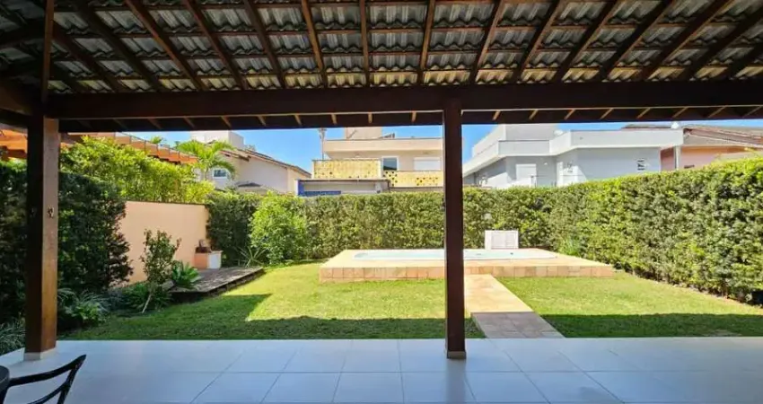 Casa em condomínio fechado com 3 quartos à venda no Maitinga, Bertioga 