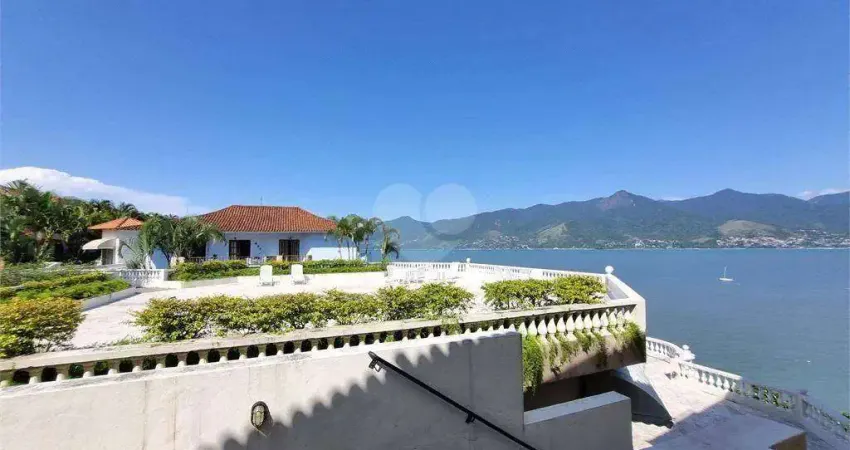 Apartamento com 4 dormitórios à venda, 164 m² por R$ 1.490.000,00 - Pontal da Cruz - São Sebastião/SP