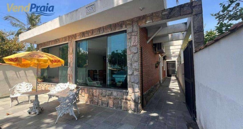 Casa com 3 suítes beira mar à venda, 213 m² por R$ 1.600.000 - Cigarras - São Sebastião/SP