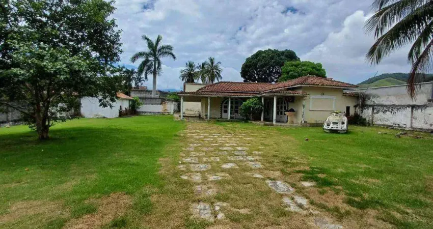 Casa com 3 dormitórios à venda, 921 m² por R$ 3.500.000 - Pontal da Cruz - São Sebastião/SP