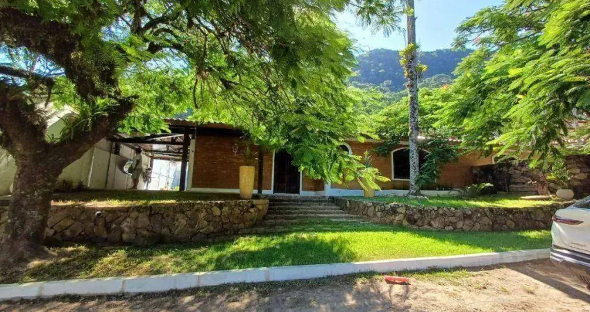 Casa com 5 dormitórios à venda, 306 m² por R$ 2.500.000,00 - Barequeçaba - São Sebastião/SP