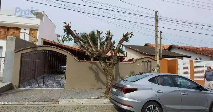 Casa com 4 dormitórios à venda, 190 m² por R$ 1.600.000 - Barequeçaba - São Sebastião/SP