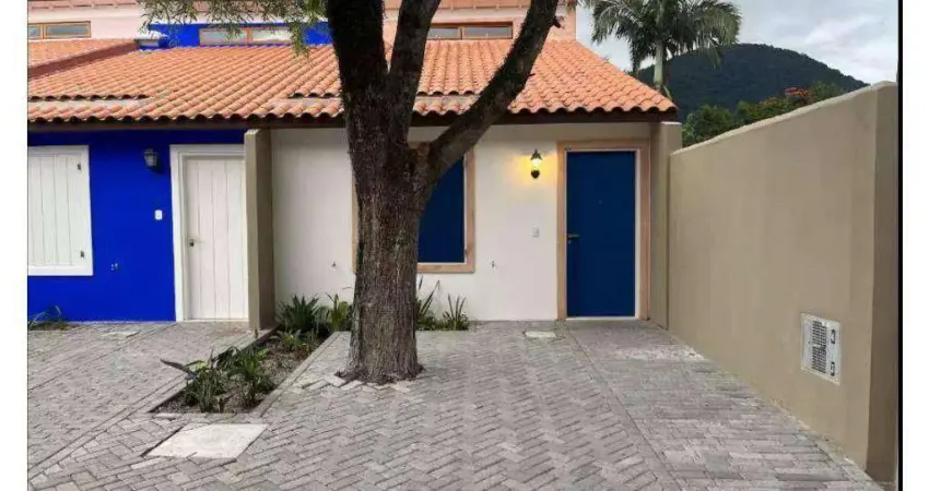 Casa com 1 dormitório à venda, 54 m² por R$ 720.000 - São Francisco - São Sebastião/SP
