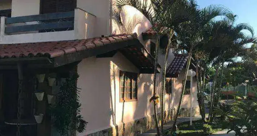 Casa com 3 dormitórios, 100 m² - venda por R$ 1.600.000,00 ou aluguel por R$ 4.890,83/mês - Porto Novo - Caraguatatuba/SP