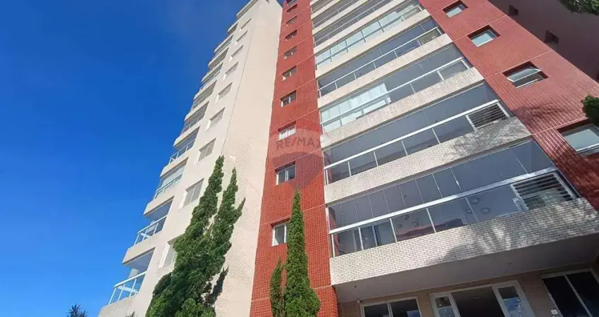 Apartamento à Venda: Vista Mar e Serra, 3 Quartos