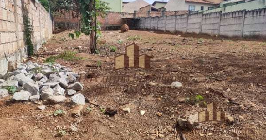 Terreno à venda na Rua Uberaba, 11, Marimbá, Betim