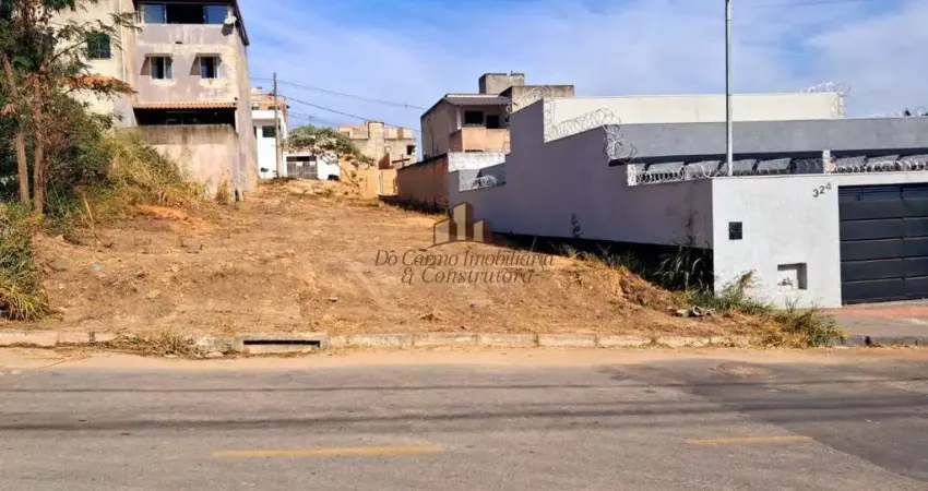 Terreno à venda na Flor de Lis, 33, Monte Verde, Betim