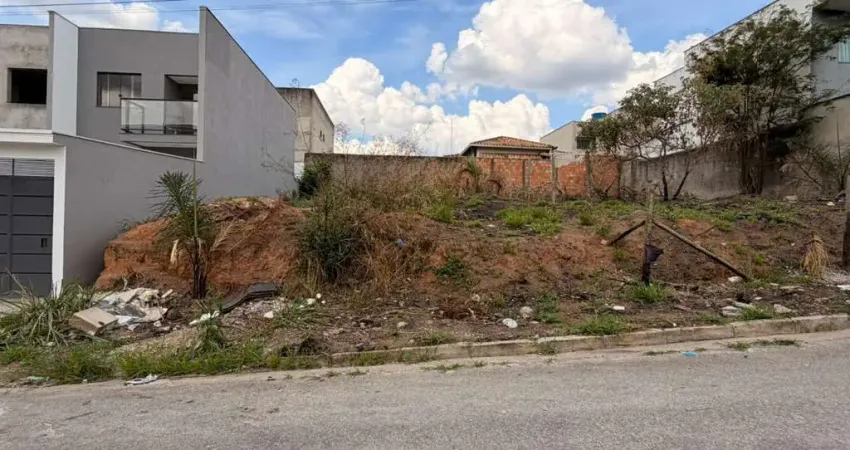 Terreno à venda na Acácias, Monte Verde, Betim
