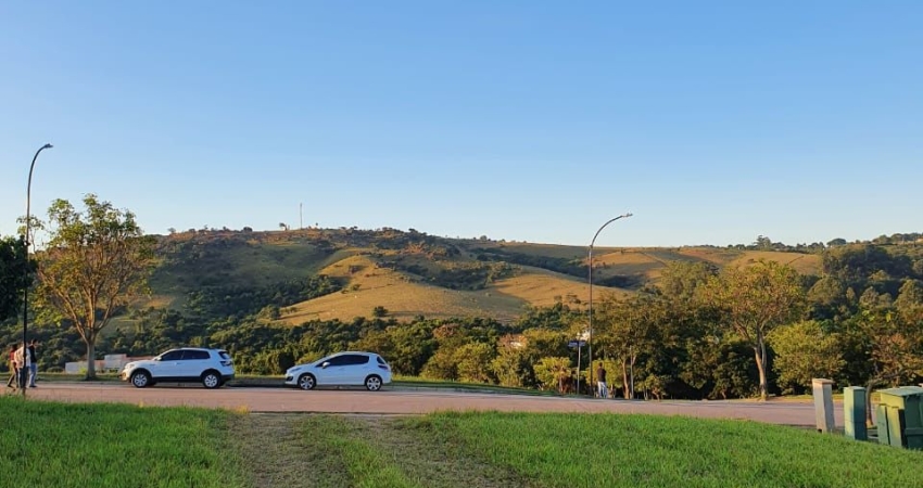 Excelente terreno totalmente Plano com 847m², no Condomínio Vida Real - Itupeva