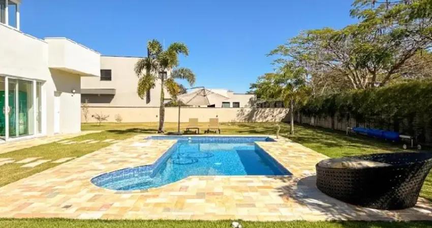 Belíssima casa de alto padrão com 4 suítes no residencial terra caxambu