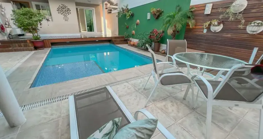 Casa linda próximo as melhores praias da região oceânica