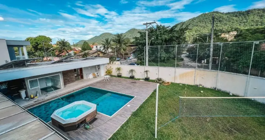 Uma casa incrível em localização privilegiada na Região Oceânica