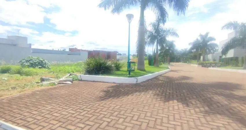 Terreno à venda na Avenida Waldemar Allegretti, Jardim Munique, Maringá